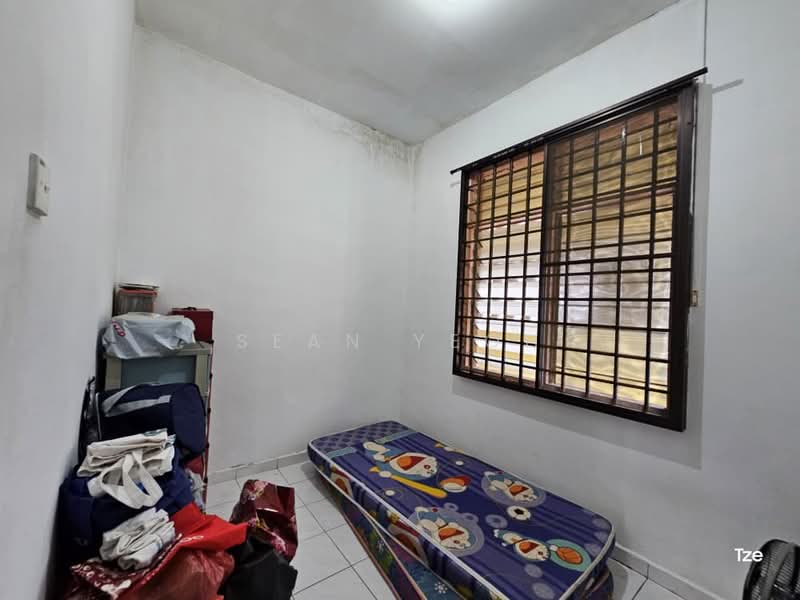 1-storey Terraced House for Sale in Ulu Tiram (Johor) - Sean Yeoh - Bedroom - PropertyGuru.com.my