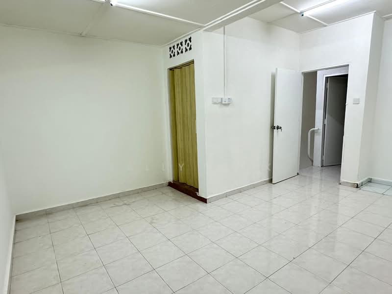 Taman Johor Jaya untuk Untuk Disewa - RM 1,000 /bulan, Mac 2026 - Interior - PropertyGuru.com.my