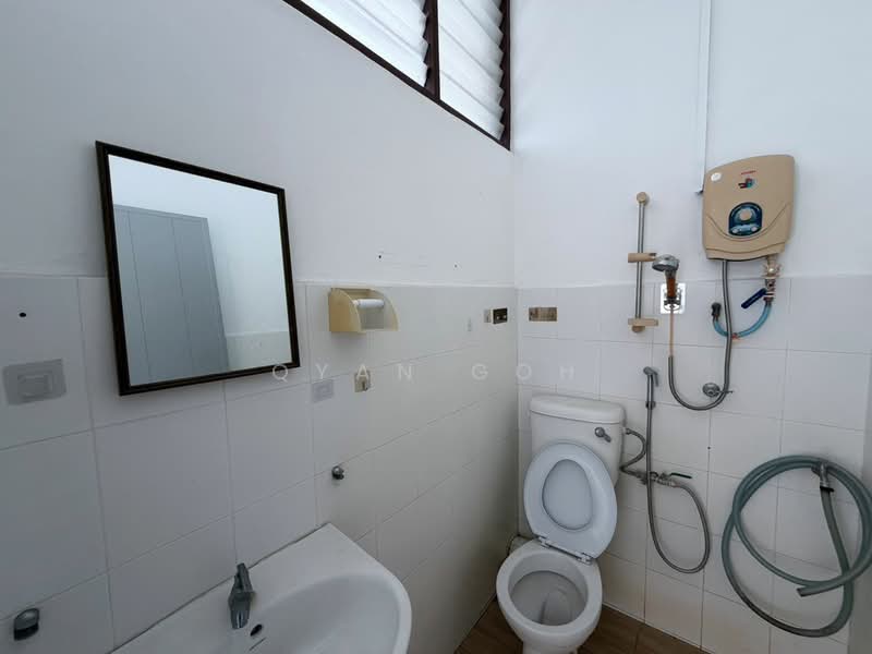 Terraced House for Sale in Gelugor (Penang) - Qyan Goh - Bathroom - PropertyGuru.com.my