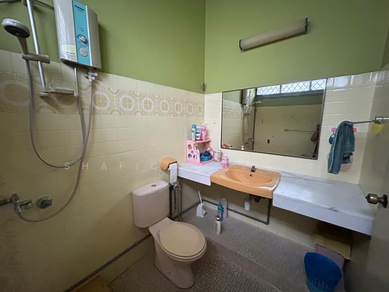 Bungalow for Sale in Ampang Jaya (Ampang) - Shafiq Muttalib - Bathroom - PropertyGuru.com.my