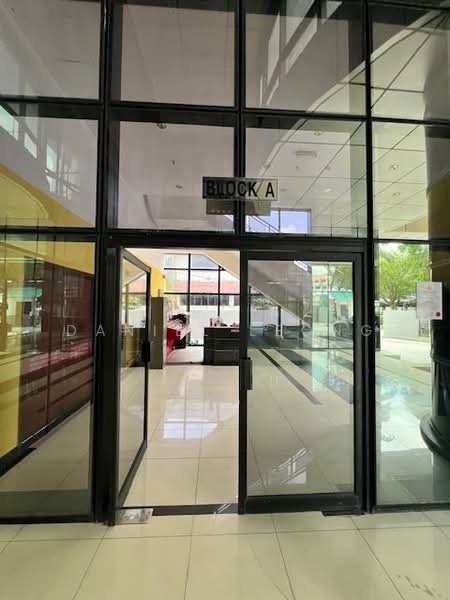 Office for Sale in Petaling Jaya (Selangor) - Daniel Leong - Entrance - PropertyGuru.com.my