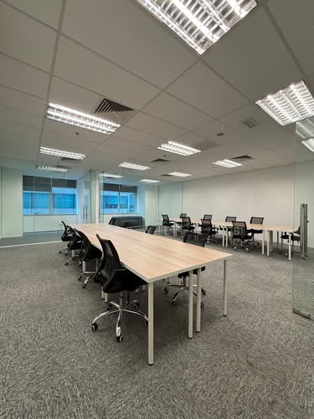 Strata Office Suites @ KL Eco City untuk Untuk Disewa - RM 7,500 /bulan, Mac 2026 - Interior - PropertyGuru.com.my