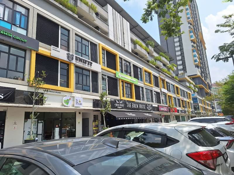 Shop for Rent in Kajang (Selangor) - Jesslyn Lee - Exterior - PropertyGuru.com.my