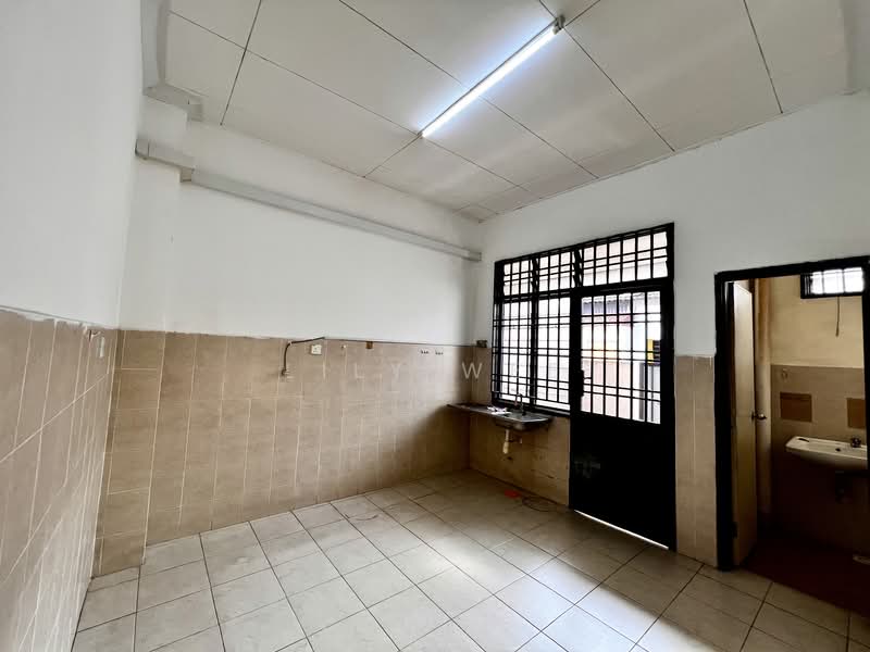 1-storey Terraced House for Sale in Bandar Putra (Kulai) - Lily Wee - Interior - PropertyGuru.com.my