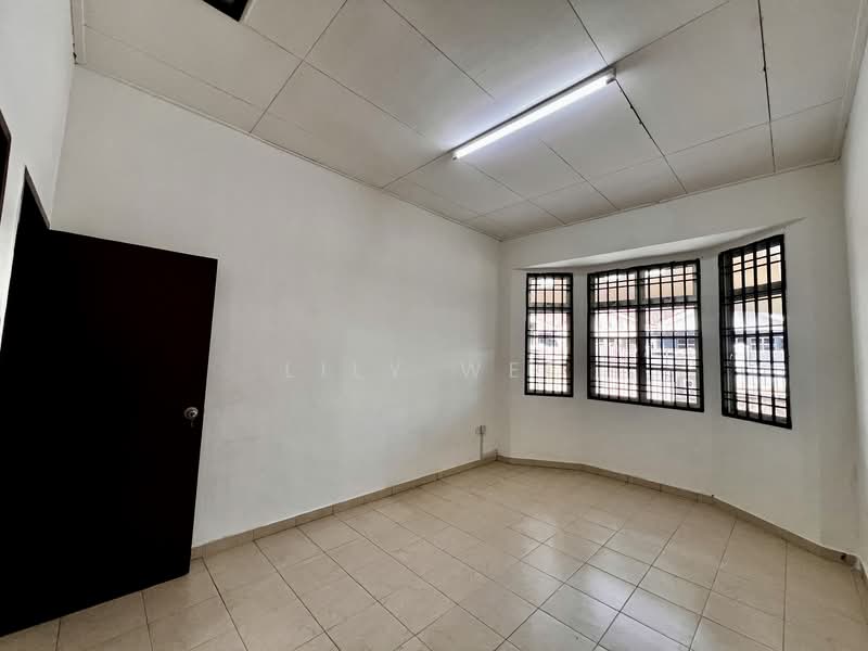 1-storey Terraced House for Sale in Bandar Putra (Kulai) - Lily Wee - Interior - PropertyGuru.com.my