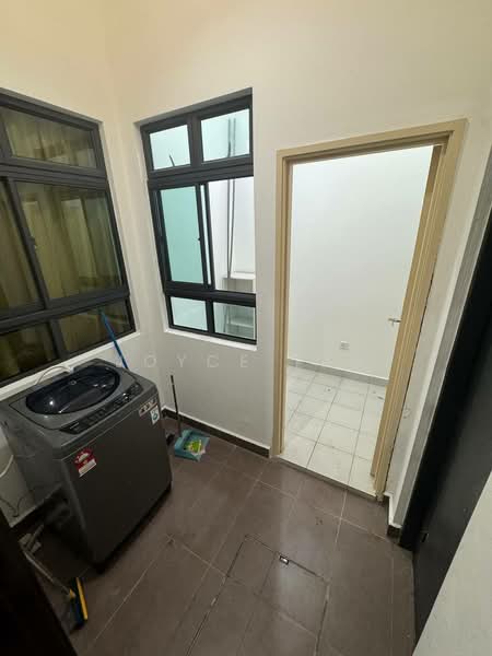 BUKIT INDAH BANDAR NUSAJAYA untuk Untuk Disewa - RM 3,800 /bulan, Mac 2026 - Yard - PropertyGuru.com.my