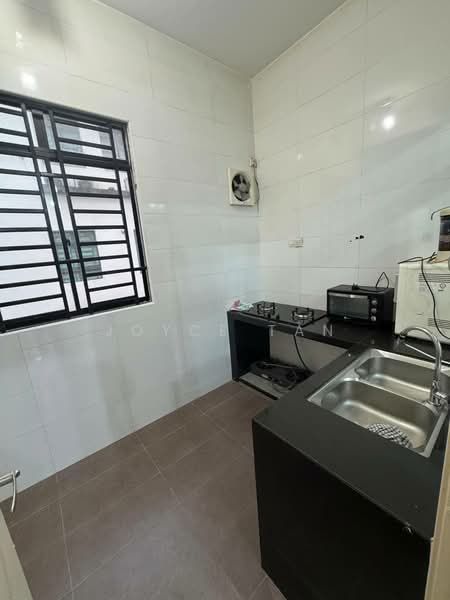 BUKIT INDAH BANDAR NUSAJAYA untuk Untuk Disewa - RM 3,800 /bulan, Mac 2026 - Kitchen - PropertyGuru.com.my