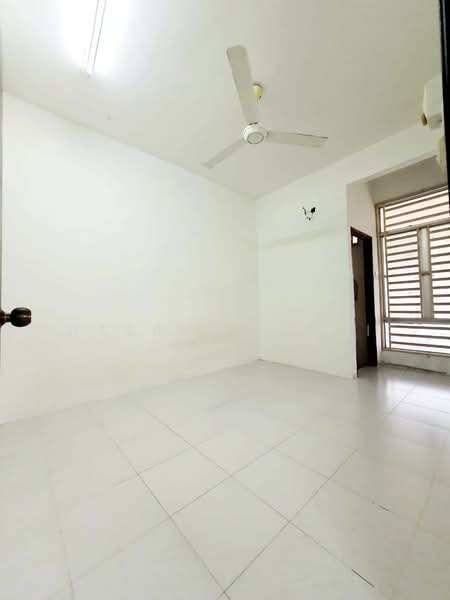 1-storey Terraced House for Sale in Taman Kubang Rotan (Kuala Kedah) - Hasrul Rosli - Interior - PropertyGuru.com.my
