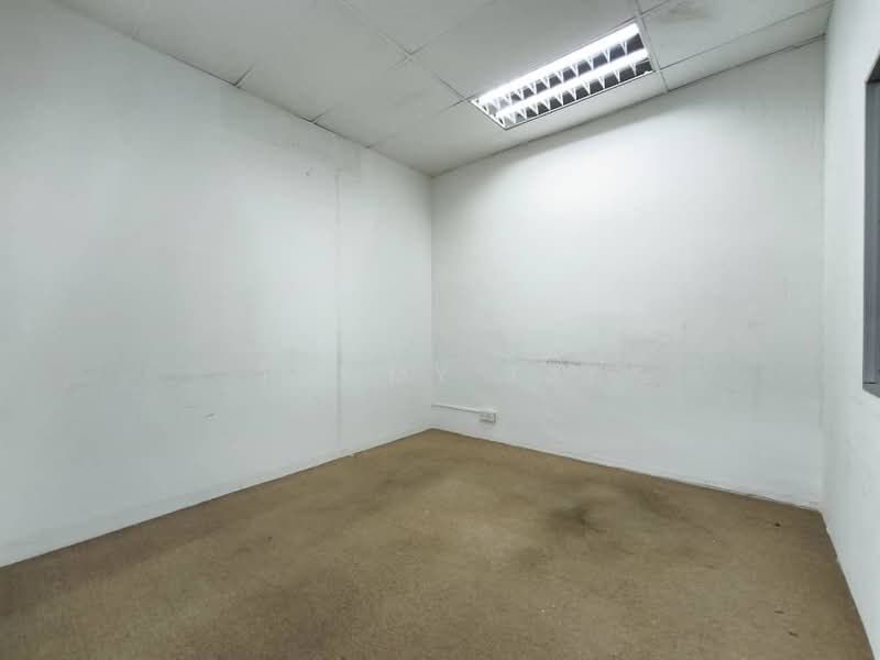 Shop for Rent in Taman Munsyi Ibrahim (Johor Bahru) - Tommy Tai - Interior - PropertyGuru.com.my