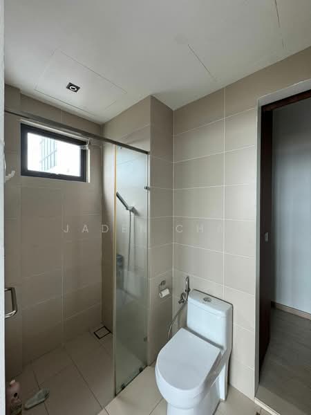 Service Residence for Sale at Green Haven - Jaden Chai - Bathroom - PropertyGuru.com.my