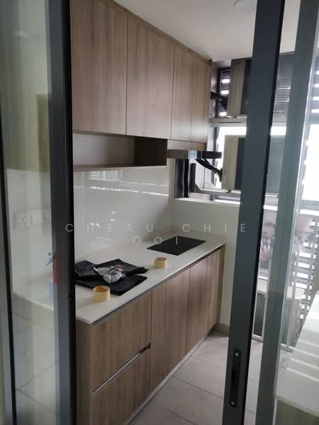 Suasana @ Utropolis untuk Untuk Disewa - RM 1,650 /bulan, Mac 2026 - Kitchen - PropertyGuru.com.my