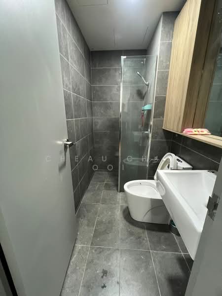 Suasana @ Utropolis untuk Untuk Disewa - RM 1,650 /bulan, Mac 2026 - Bathroom - PropertyGuru.com.my