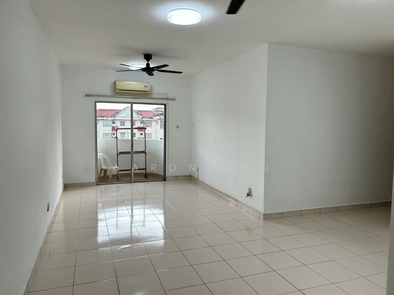 Melur Apartment untuk Untuk Dijual - RM 350,000, Mac 2026 - Living Room - PropertyGuru.com.my