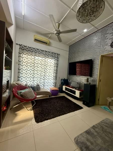 Semi-Detached House for Sale in Palma Jaya Perdana (Paroi) - Madam Lolaliza - Living Room - PropertyGuru.com.my