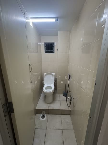 Taman Bukit Segar untuk Untuk Disewa - RM 800 /bulan, Mac 2026 - Bathroom - PropertyGuru.com.my