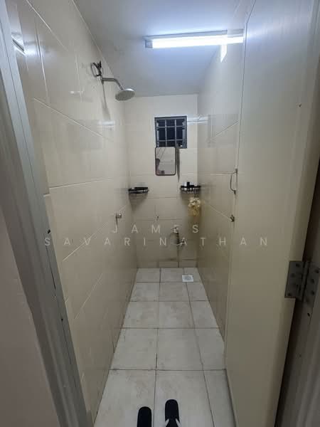 Taman Bukit Segar untuk Untuk Disewa - RM 800 /bulan, Mac 2026 - Bathroom - PropertyGuru.com.my