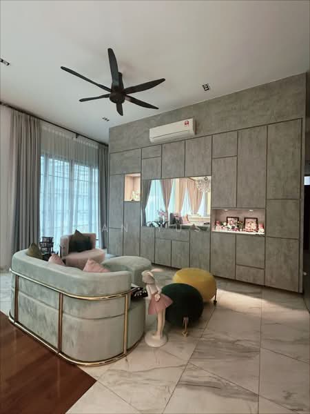 Semi-Detached House for Sale in Bukit Jelutong (Shah Alam) - Irwan Yusoff - Living Room - PropertyGuru.com.my