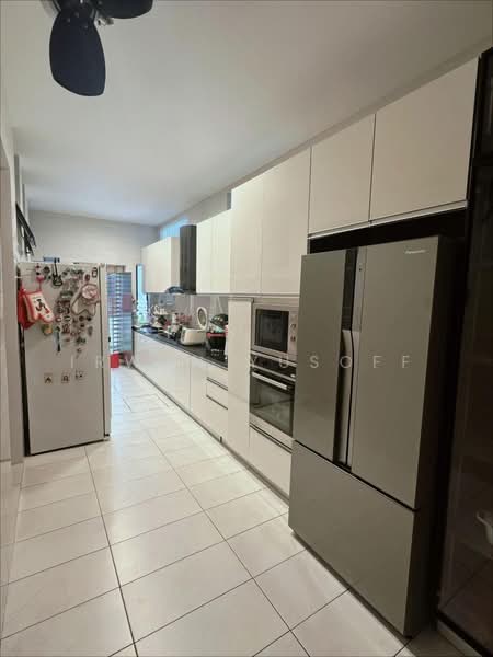 Semi-Detached House for Sale in Bukit Jelutong (Shah Alam) - Irwan Yusoff - Kitchen - PropertyGuru.com.my