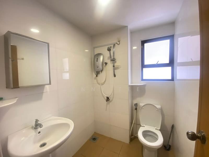 Apartment for Rent at Frinza Court - Jenny Tee - Bathroom - PropertyGuru.com.my