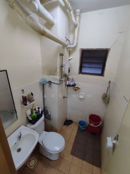 Apartment for Sale at Vista Impiana - Jake Lim - Bathroom - PropertyGuru.com.my