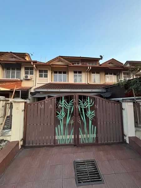 2-storey Terraced House for Sale in Bandar Seri Putra (Bangi) - Uswani Mazuwan - Exterior - PropertyGuru.com.my