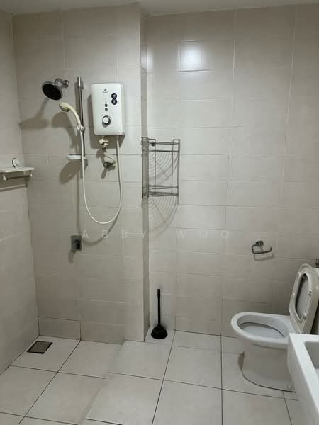 Service Residence for Rent at i-Residence @ i-City - Abby Woo - Bathroom - PropertyGuru.com.my
