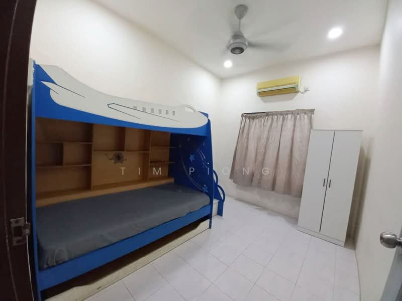 Taman Sutera Wangi untuk Untuk Dijual - RM 345,000, Mac 2026 - Bedroom - PropertyGuru.com.my