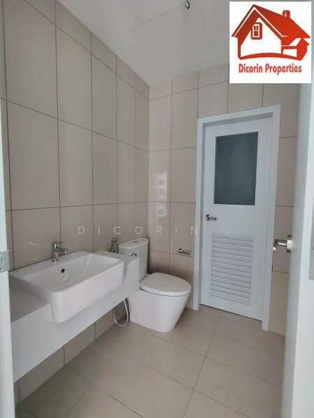 Condominium for Sale at Mezzo - Dicorin . - Powder room - PropertyGuru.com.my