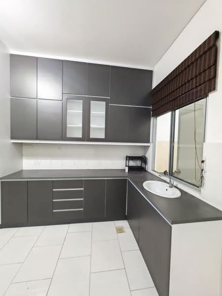 Setia Eco Gardens untuk Untuk Dijual - RM 570,000, Mac 2026 - Kitchen - PropertyGuru.com.my