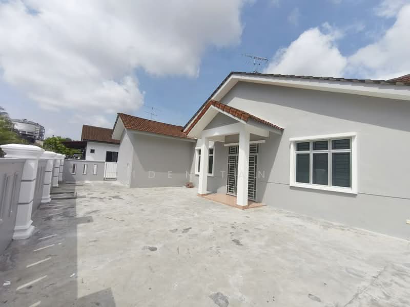 1-storey Terraced House for Sale in Mutiara Rini (Skudai) - Iden Tan - Exterior - PropertyGuru.com.my