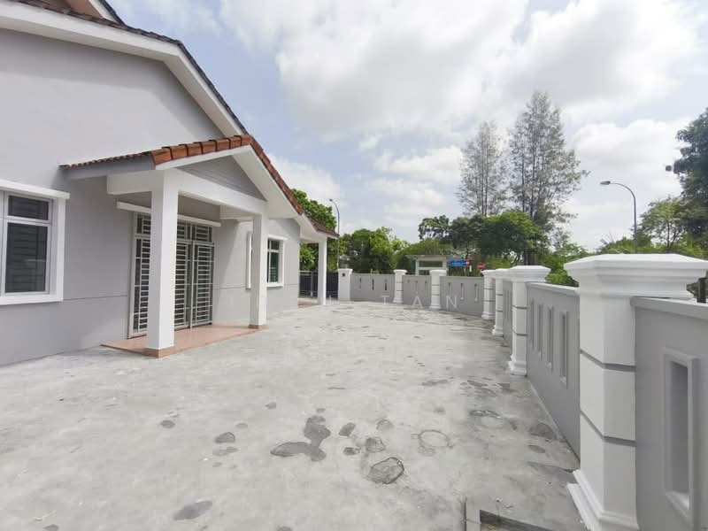 1-storey Terraced House for Sale in Mutiara Rini (Skudai) - Iden Tan - Exterior - PropertyGuru.com.my