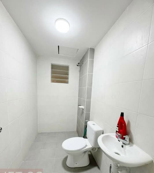 Pangsapuri Aranda untuk Untuk Disewa - RM 1,100 /bulan, Mac 2026 - Bathroom - PropertyGuru.com.my