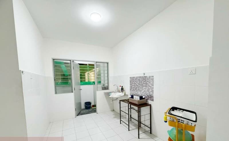 Pangsapuri Aranda untuk Untuk Disewa - RM 1,100 /bulan, Mac 2026 - Kitchen - PropertyGuru.com.my