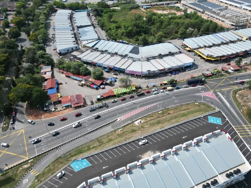 The Point Dataran Setia Sungai Lalang Beside Tf Value Mart untuk Untuk Disewa - RM 2,300 /bulan, Mac 2026 - Exterior - PropertyGuru.com.my