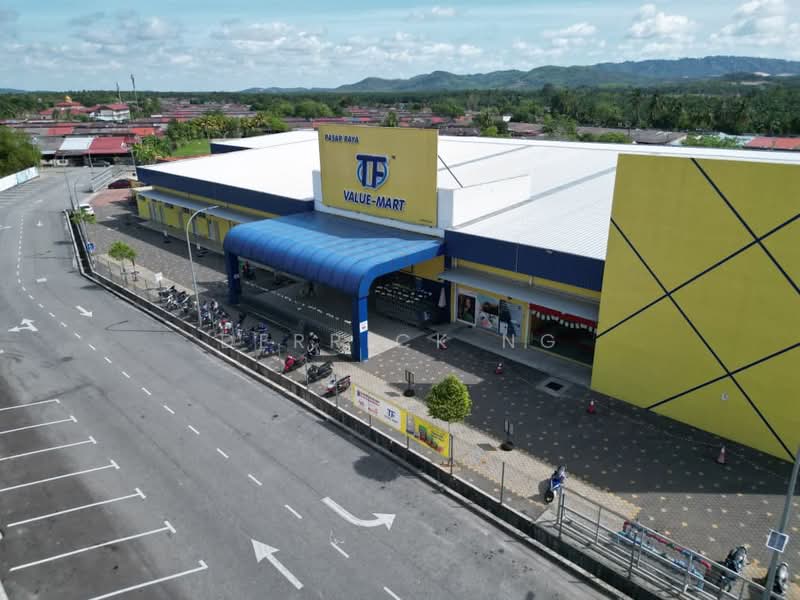 The Point Dataran Setia Sungai Lalang Beside Tf Value Mart untuk Untuk Disewa - RM 2,300 /bulan, Mac 2026 - Exterior - PropertyGuru.com.my
