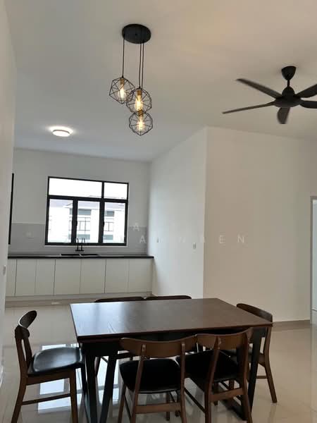 Townhouse for Rent in Eco Grandeur (Puncak Alam) - Adi Zulkarnaen - Dining Room - PropertyGuru.com.my