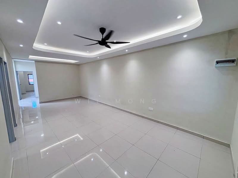 1-storey Terraced House for Sale in Taman Kulai Besar (Kulai) - Wil Mong - Living Room - PropertyGuru.com.my