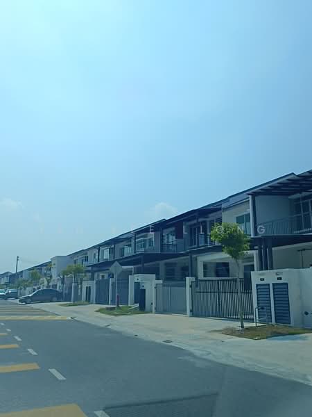 Terraced House for Rent in Taman Kundang Jaya (Rawang) - YEN KEE LIONG - Exterior - PropertyGuru.com.my