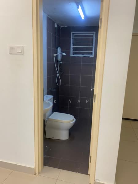 Galleria Equine Park untuk Untuk Disewa - RM 1,000 /bulan, Mac 2026 - Bathroom - PropertyGuru.com.my