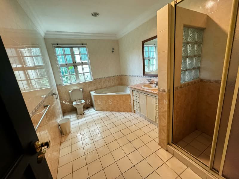 Jalan Tropicana Utama untuk Untuk Dijual - RM 4,000,000, Mac 2026 - Bathroom - PropertyGuru.com.my