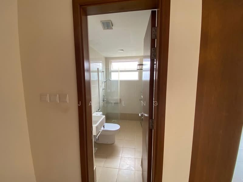 Condominium for Sale at Hijauan Kiara - Jaryl Ng - Bathroom - PropertyGuru.com.my