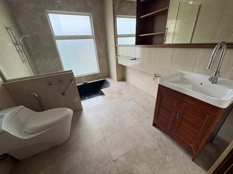 Condominium for Sale at Hijauan Kiara - Jaryl Ng - Bathroom - PropertyGuru.com.my