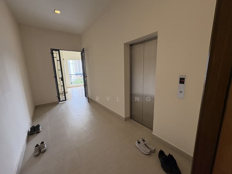 Condominium for Sale at Hijauan Kiara - Jaryl Ng - Private Lift Lobby - PropertyGuru.com.my