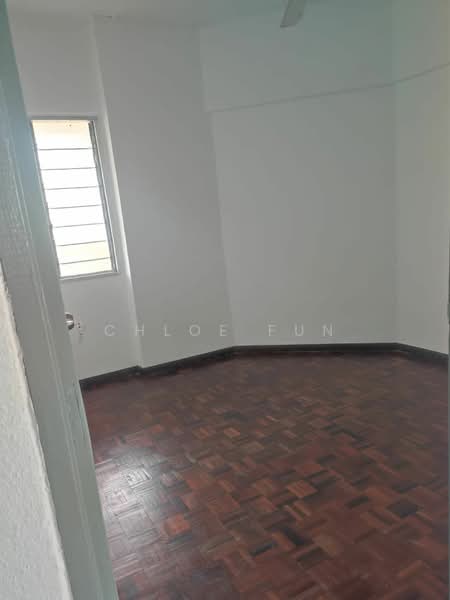 Taman Pekaka Block 33 untuk Untuk Disewa - RM 1,000 /bulan, Mac 2026 - Interior - PropertyGuru.com.my