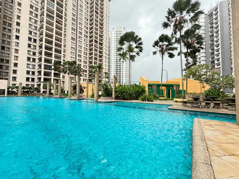 Condominium for Sale at Royal Domain Sri Putramas 2 - Evelyn Khoo - Swimming Pool - PropertyGuru.com.my