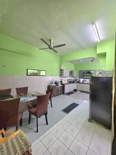 2-storey Terraced House for Sale in Balakong (Selangor) - Gudrotullah Ikhwan - Kitchen - PropertyGuru.com.my