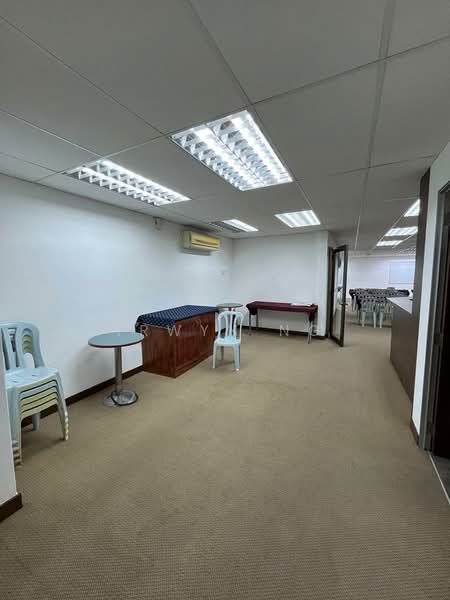 Shop / Office for Rent in Taman Molek (Johor Bahru) - Irwyn Ng - Interior - PropertyGuru.com.my