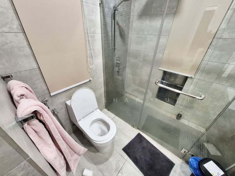 Service Residence for Sale at The Sentral Suites - Salman Sharifudin - Bathroom - PropertyGuru.com.my