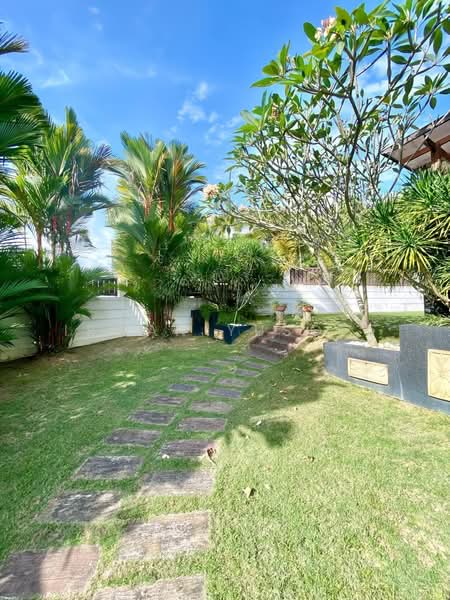 Semi-Detached House for Sale in Bukit Jelutong (Shah Alam) - Irwan Yusoff - PropertyGuru.com.my