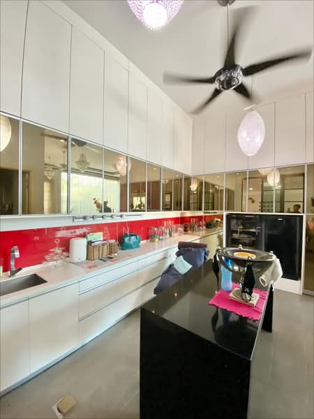 Semi-Detached House for Sale in Bukit Jelutong (Shah Alam) - Irwan Yusoff - PropertyGuru.com.my